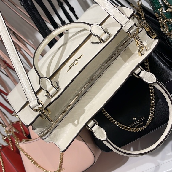 Kate Spade Madison Saffiano Leather Medium Satchel
COLOR:
Meringue 
NWT - Picture 5 of 16